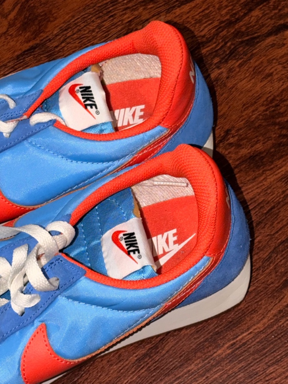 Nike size 11.5 - Picture 5 of 13